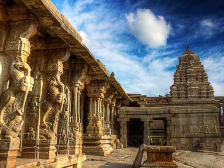 Lepakshi Temple travels tirupati